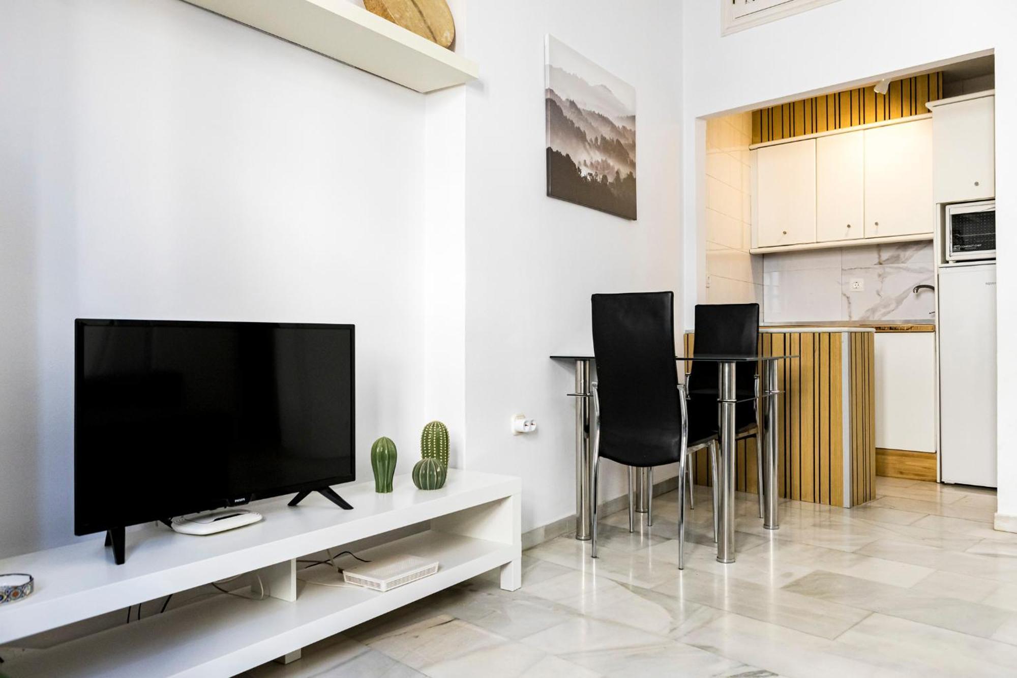 Suites Picasso Малага Экстерьер фото