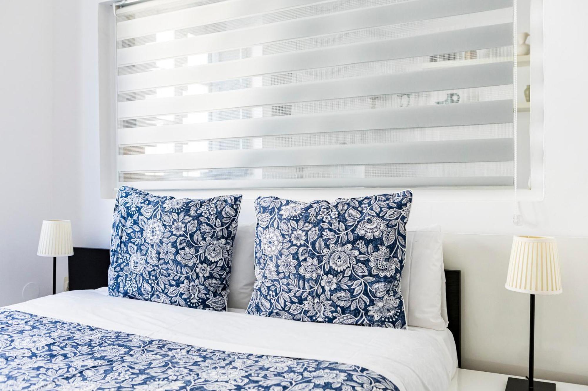 Suites Picasso Малага Экстерьер фото